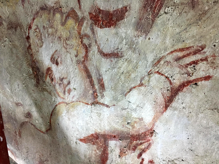 Pintura mural descoberta durante restauro património religioso internacional Panamá